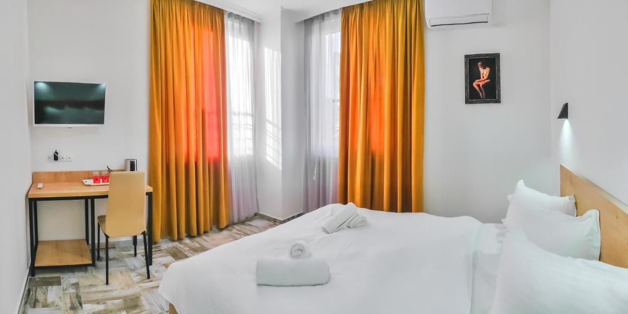 Westay Hotel Tbilisi Exterior foto